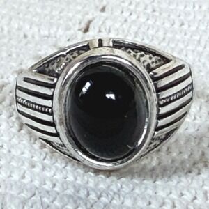 Vintage Mood Ring Color Changing Stamped Silver Tone Oval Cabochon 7.5